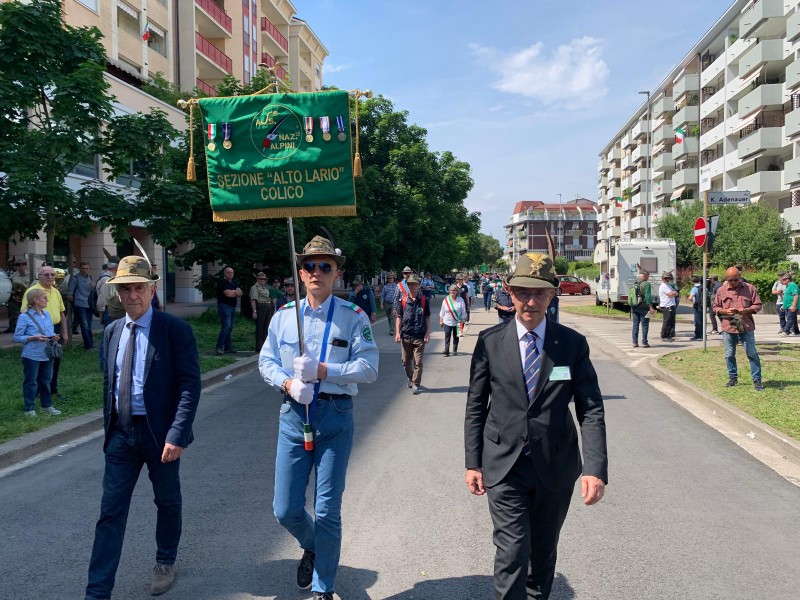 alpini2.jpg (158 KB)