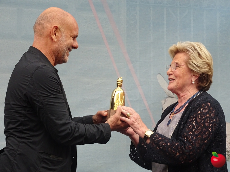 premioagostoni__27_.jpg (350 KB)