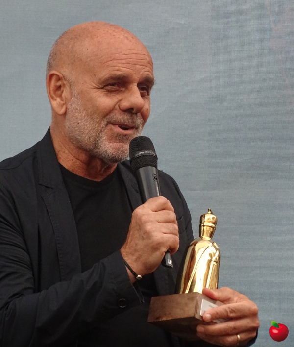premioagostoni__41_.jpg (200 KB)
