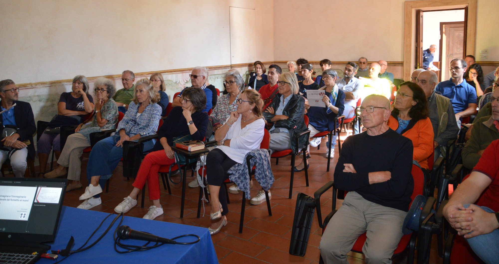 Pubbliconferenza.JPG (1018 KB)