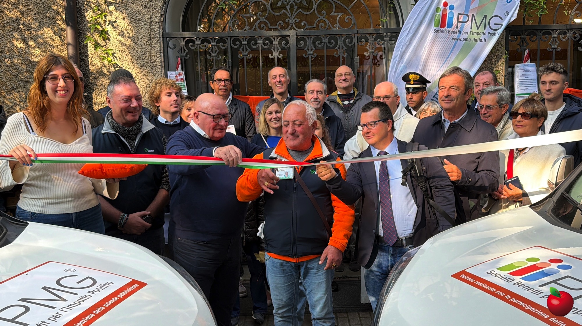 Auser_nuovi_mezzi45.jpg (858 KB)