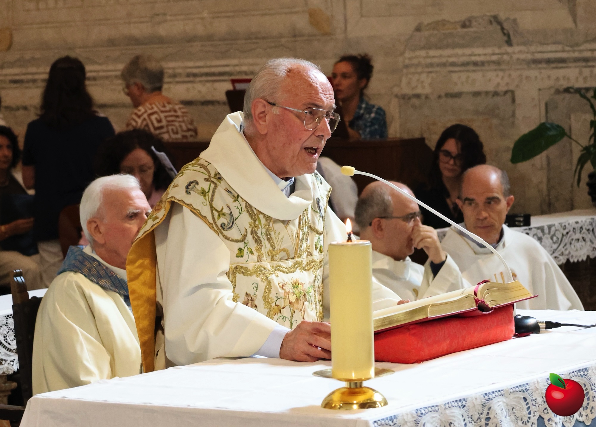 Calolzio_don_franco_padre_livio11.jpg (725 KB)