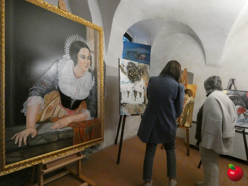 P1100436.jpg (379 KB)