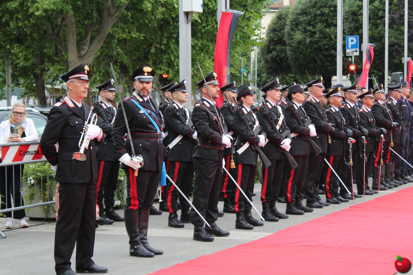 carabinierifesta0069.jpg (351 KB)