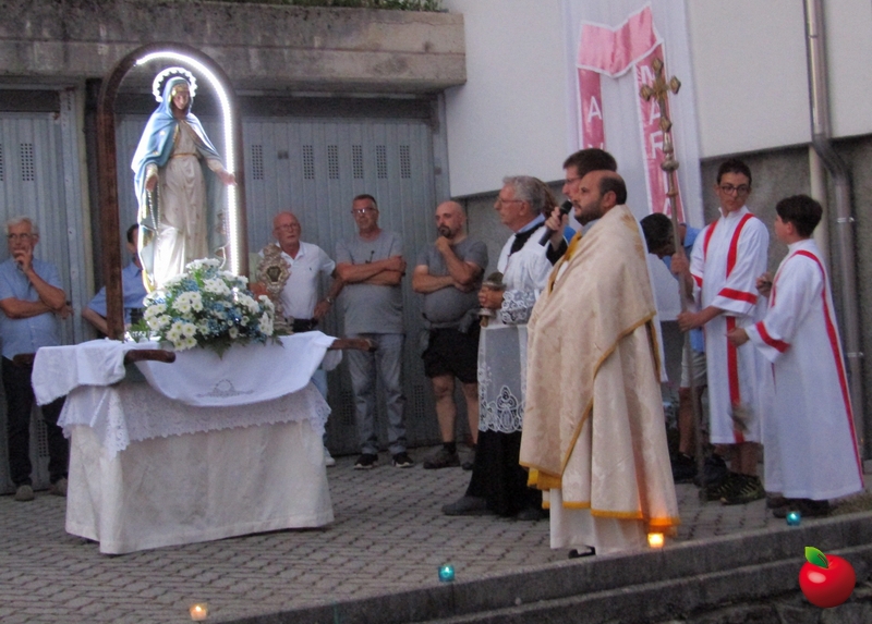 processione_pomeleccio__42_.jpg (317 KB)