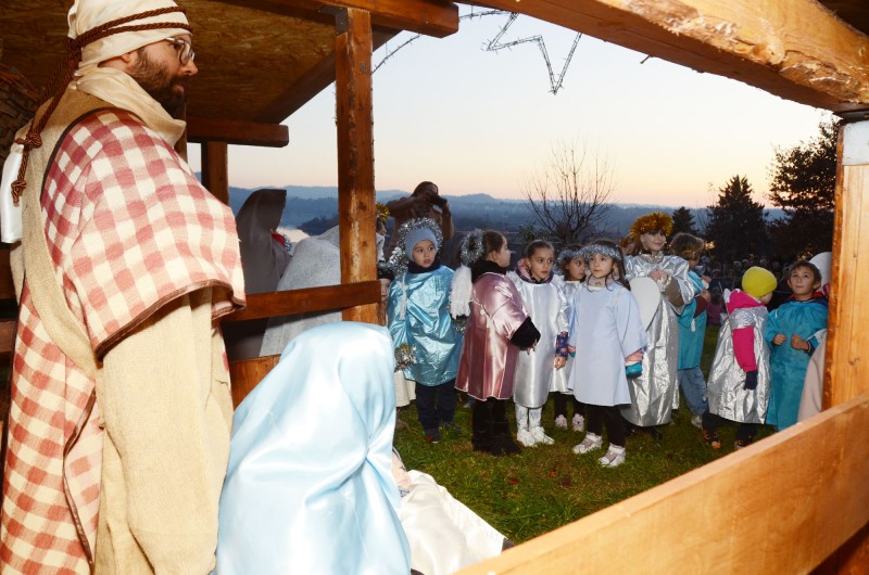 PRESEPE_VIVENTE_ITINERANTE_41.jpg (116 KB)