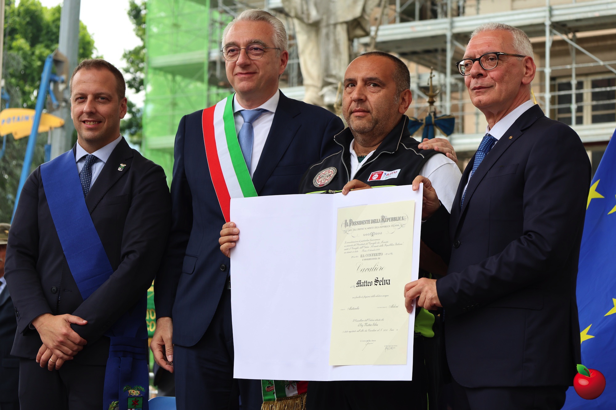 Festa_Repubblica81.jpg (534 KB)