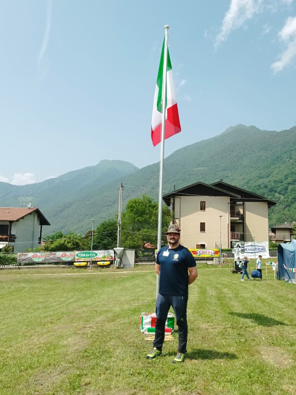 alpiniintrobiocampo__4_.jpg (117 KB)