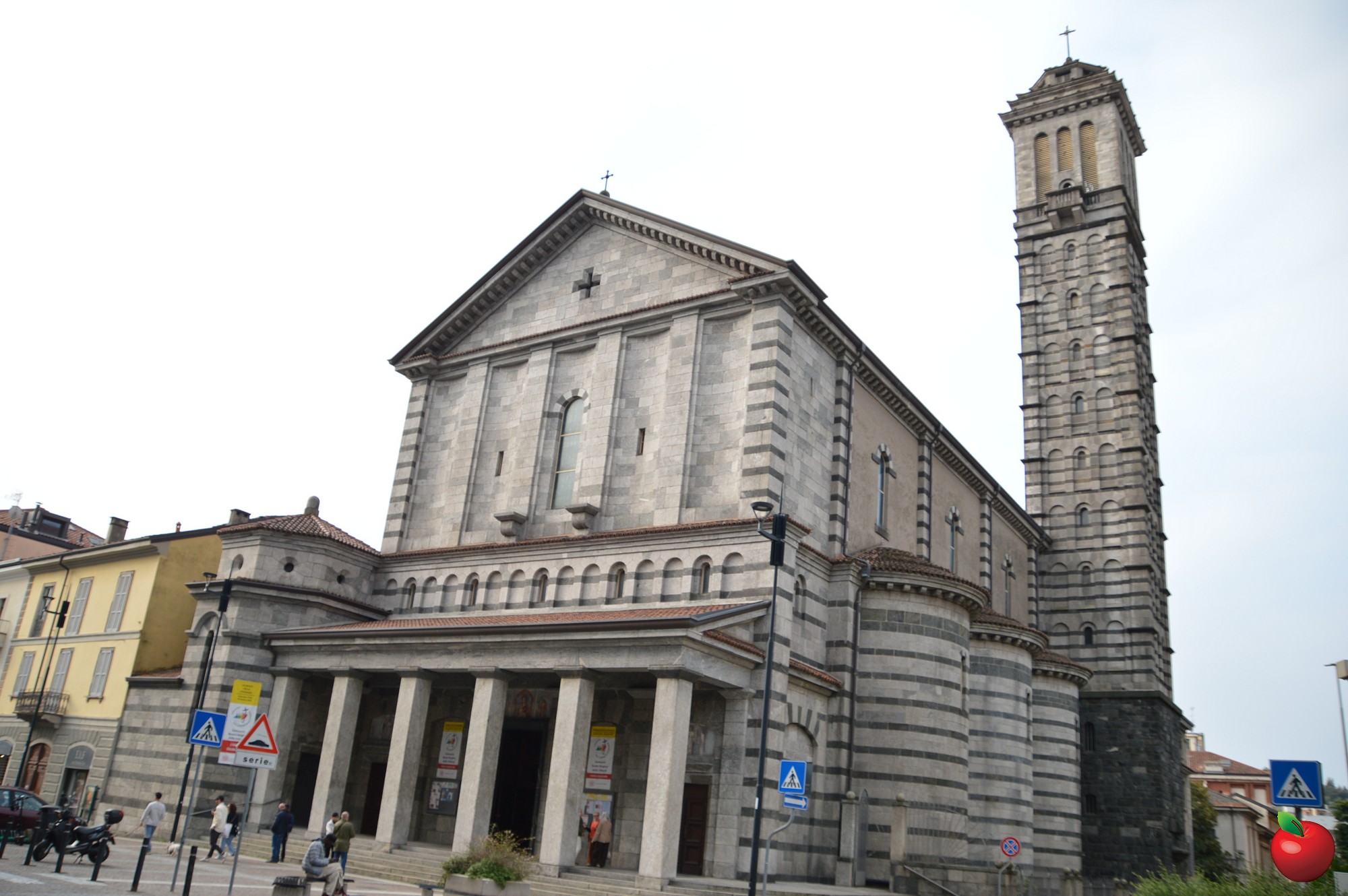 Santuario_della_Vittoria__2_.jpg (456 KB)