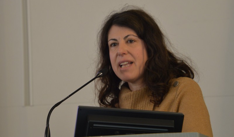 04_Simona_Piazza.JPG (109 KB)