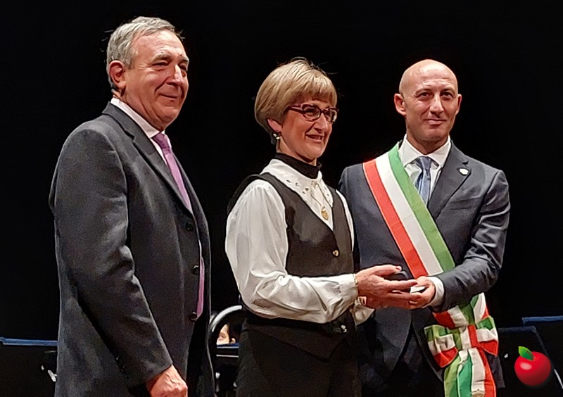 20251206_215054.jpg (99 KB)