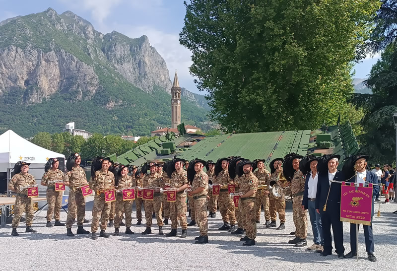 lecco_esercito18.jpg (212 KB)