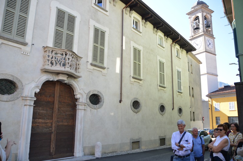 Palazzo_e_filatoio_Secchi__1_.JPG (103 KB)