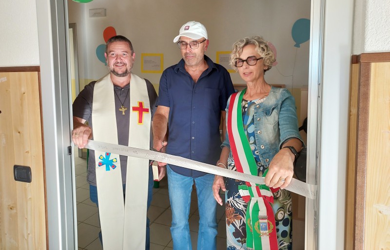 Taglio_del_nastro.jpg (229 KB)