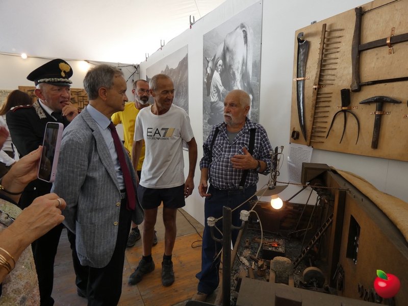inaugurazionesagradellesagre2025__43_.jpg (382 KB)