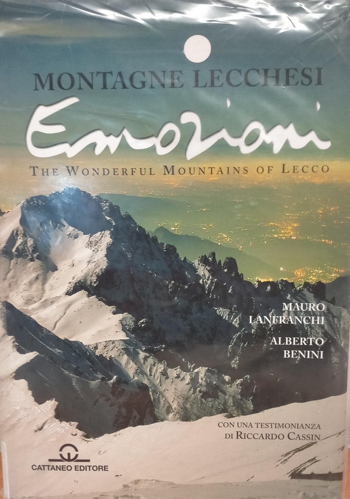 2001_01_copertina_MONTAGNE_EMOZIONI.jpg (392 KB)