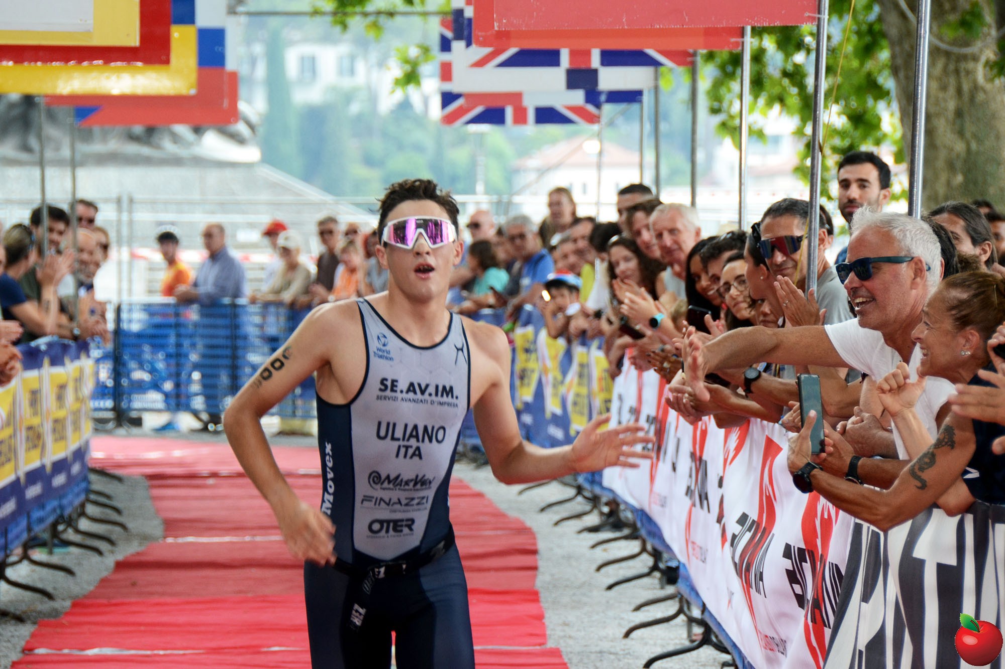 TRIATHLON_59.jpg (410 KB)