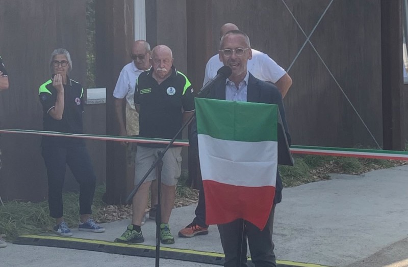 Civate_porta_laghi2.jpeg (68 KB)