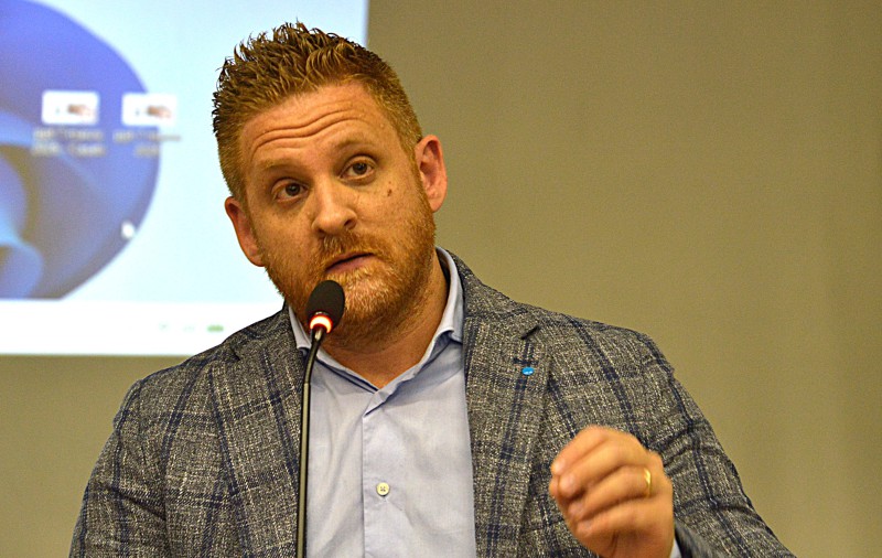 10_Dario_Esposito.JPG (104 KB)