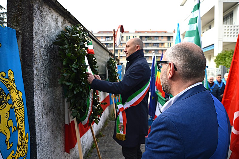 ricordo7marzo__27_.JPG (135 KB)