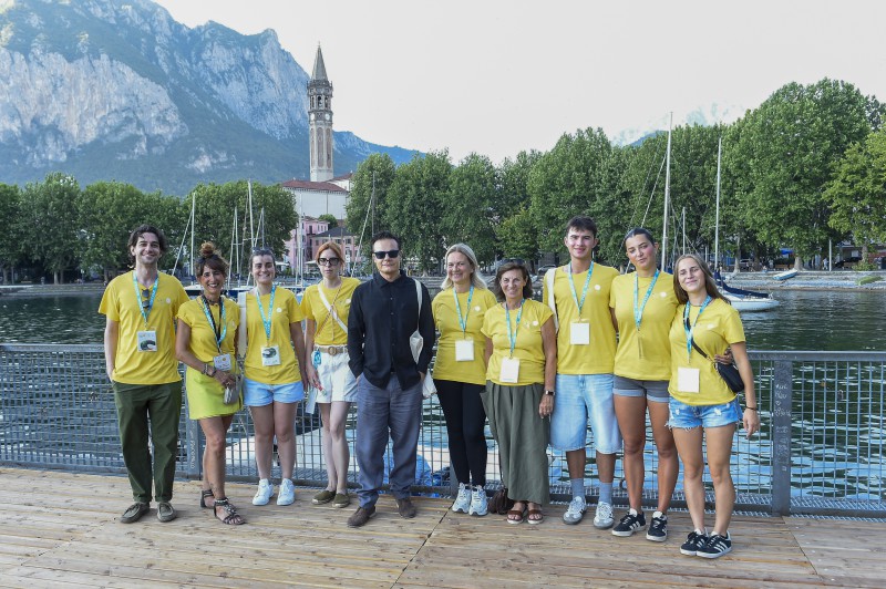 Lino_Musella_con_i_volontari_ph_Stefano_Micozzi.jpg (148 KB)
