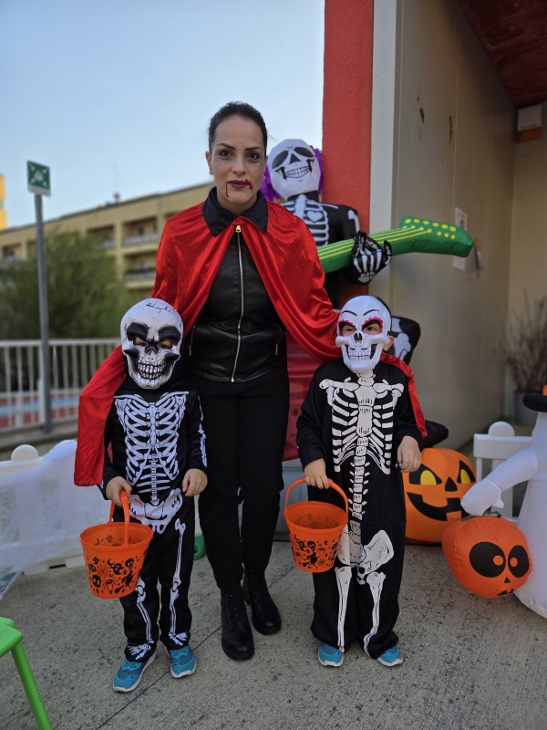 halloweendeamicis__11_.jpeg (112 KB)