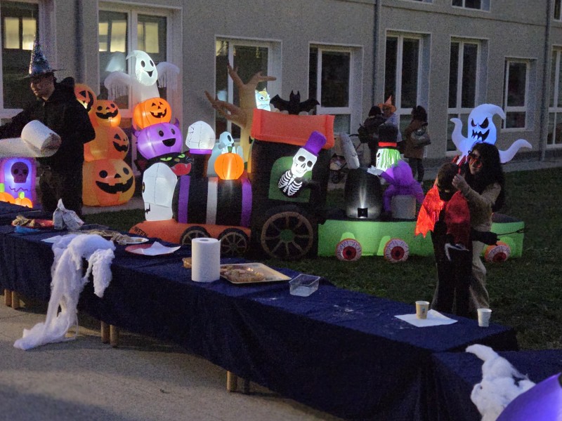 halloweendeamicis__12_.jpeg (128 KB)