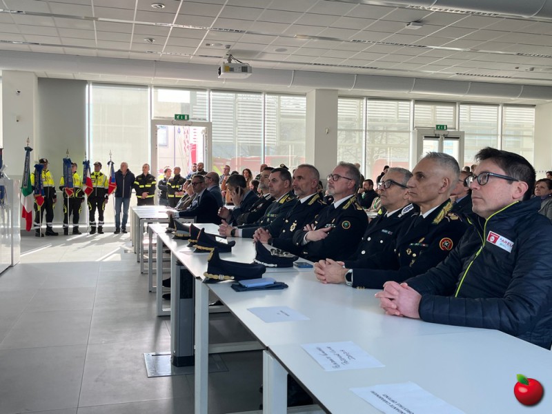 IMG_9033.jpg (111 KB)