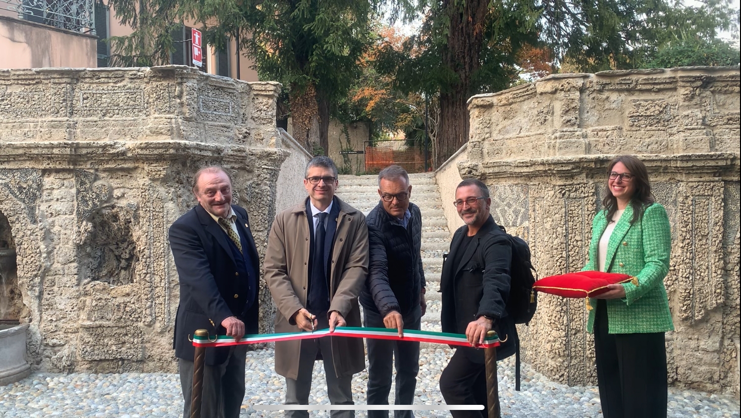 leccoinaugurazioneninfeo__1_.png (2.65 MB)