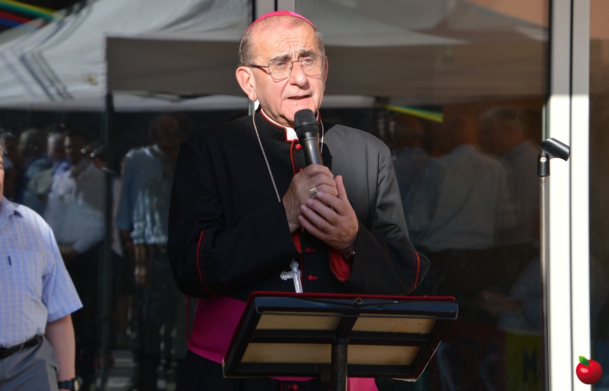 4 Mons Mauro Delpini  1 