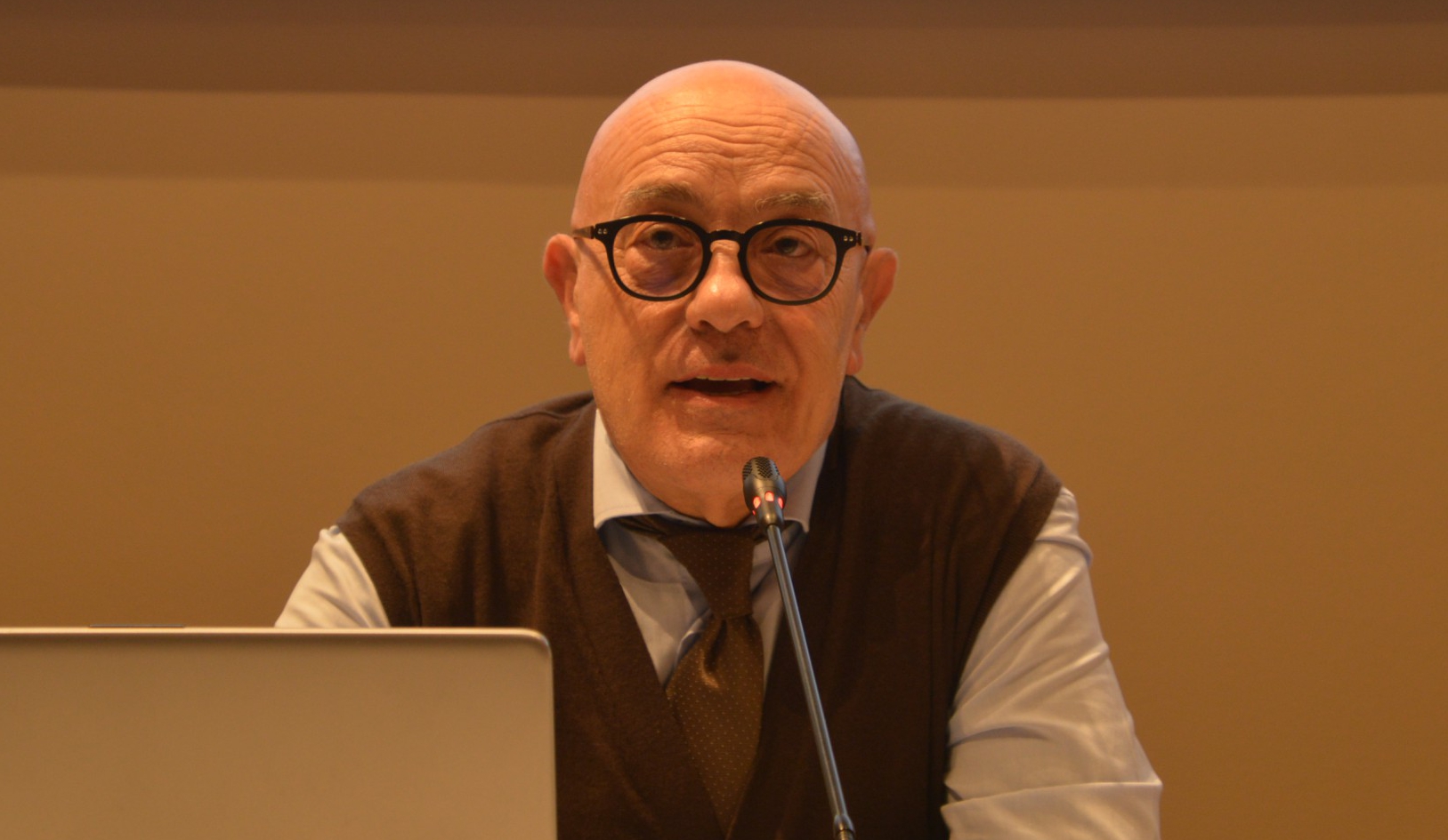 06_Giorgio_Cortella.JPG (542 KB)