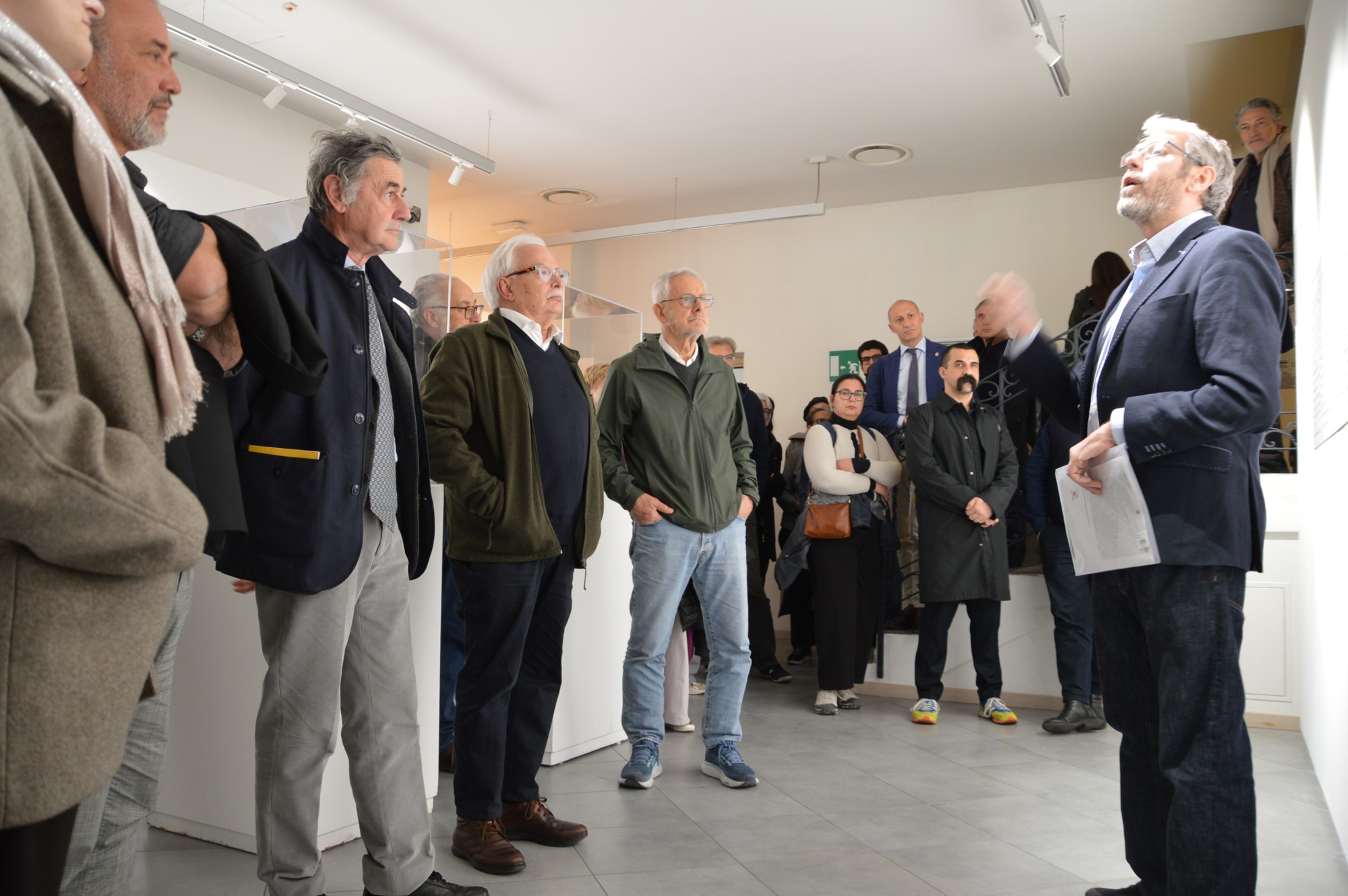 mostrahokusai__11_.JPG (357 KB)