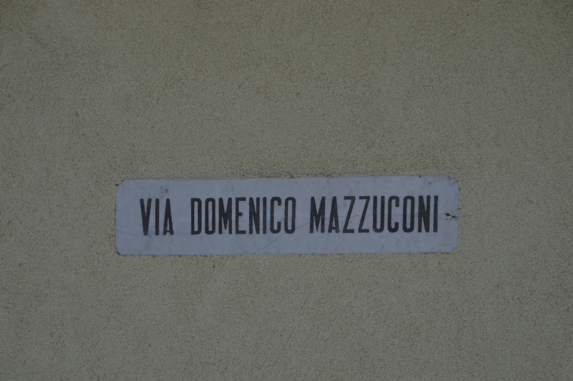 Via_Mazzucconi.JPG (486 KB)