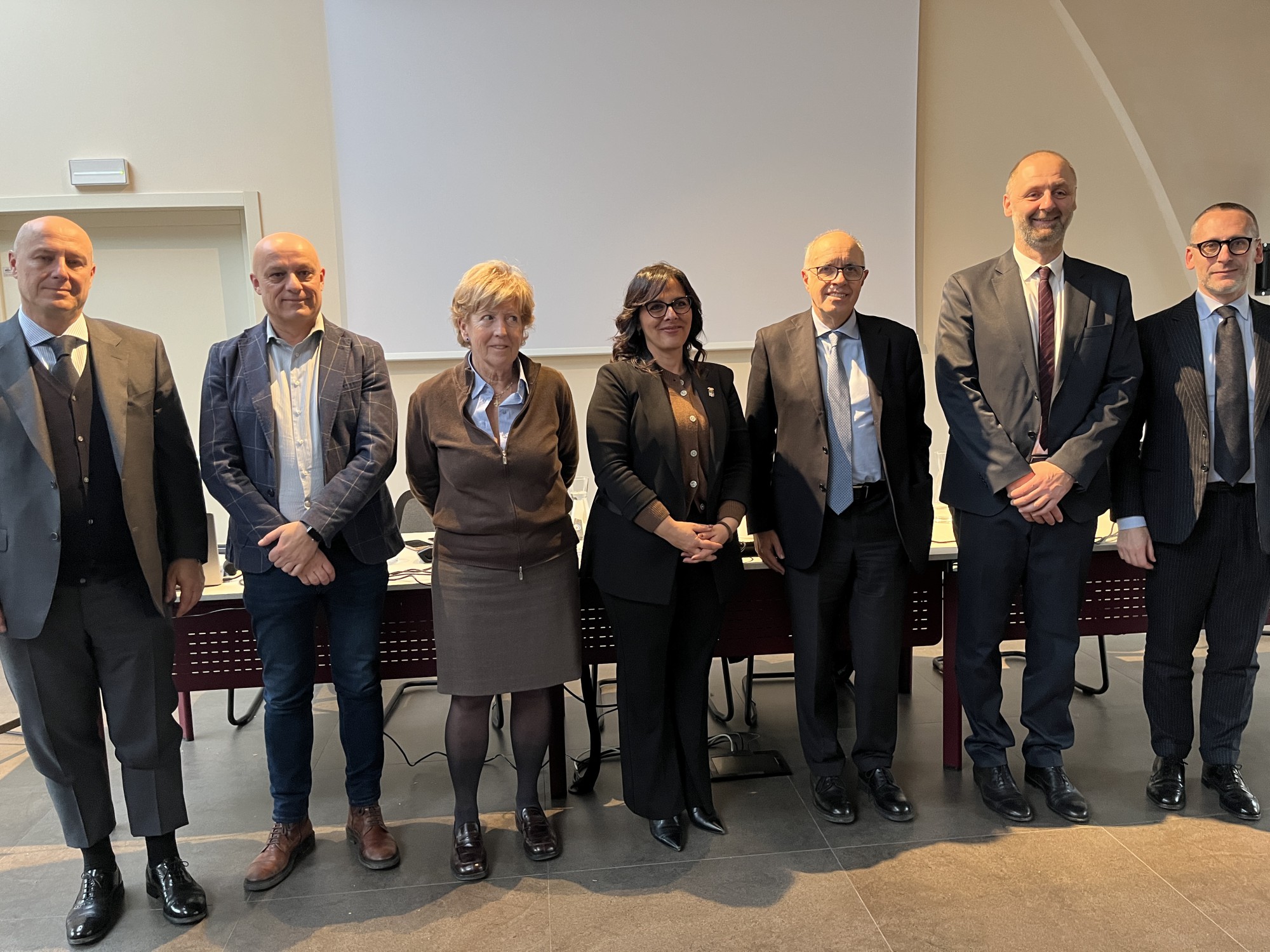 IMG_8064.JPG (566 KB)