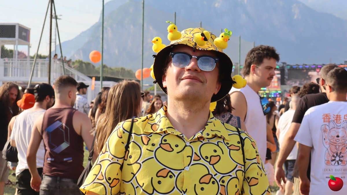 namelessgente__27_.jpg (588 KB)