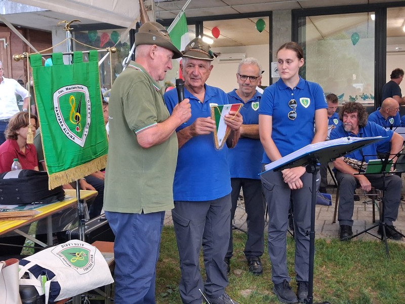 concertiparlascoalpini__18_.jpg (149 KB)