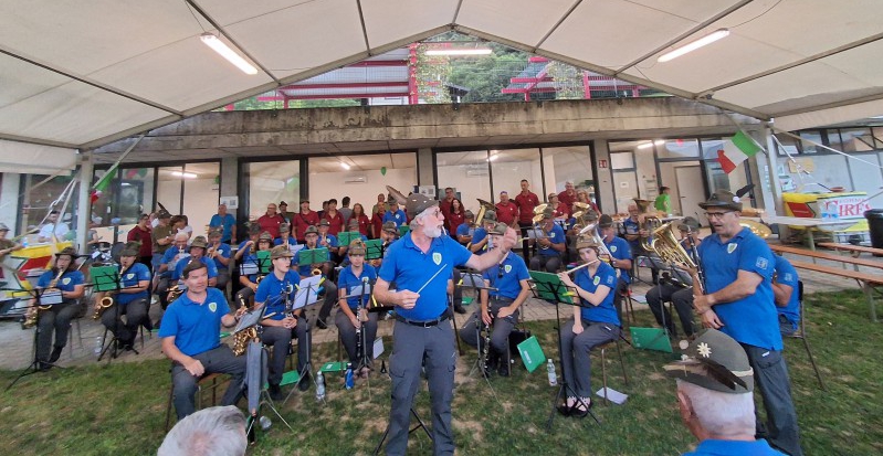 concertiparlascoalpini__25_.jpg (263 KB)