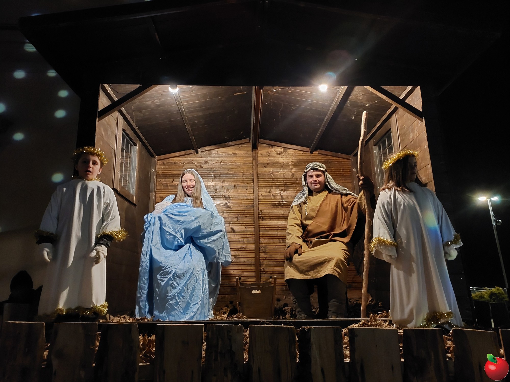 Nativit__.jpg (574 KB)