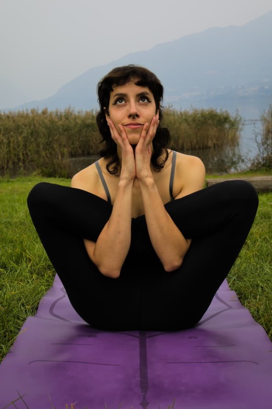 yogacubo__1_.jpeg (61 KB)